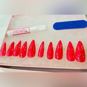 Hand painted Press On Nails 💅🏾